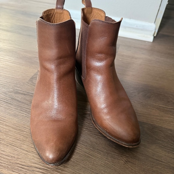 Thursday Boot Co. Women’s Duchess Boots Size 8 - Picture 2 of 6